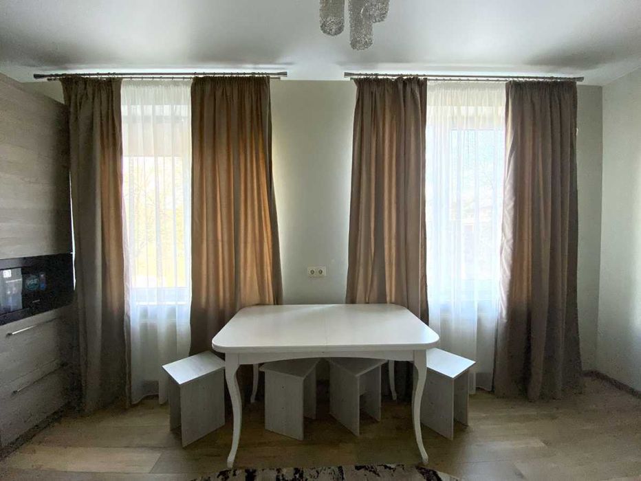 Дава се под наем Двустаен апартамент в София, Борово - 75 кв.м за 561 € - Снимка #1