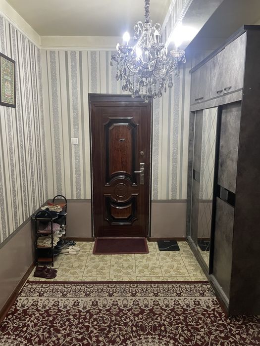 Sergeli 5 uy sotiladi