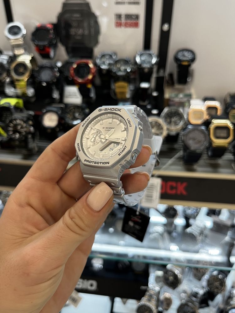 Мъжки часовник Casio G-Shock GA-2100FF-8AER