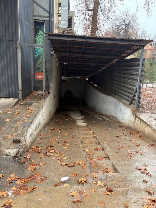 Сдам в аренду полуподвальное помещение