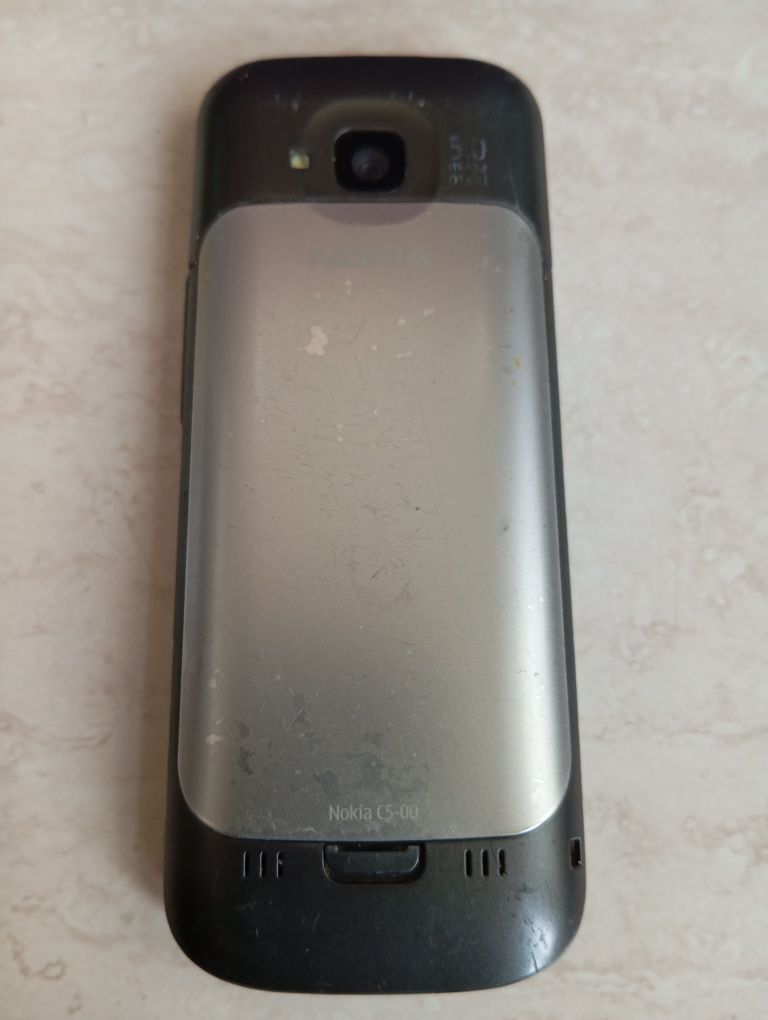 Telefon Nokia C 5