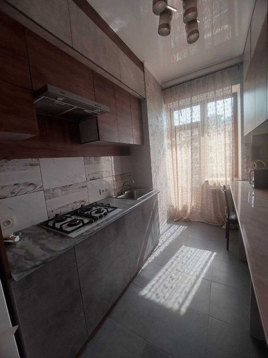 Сдаётся 2 комнатная квартира