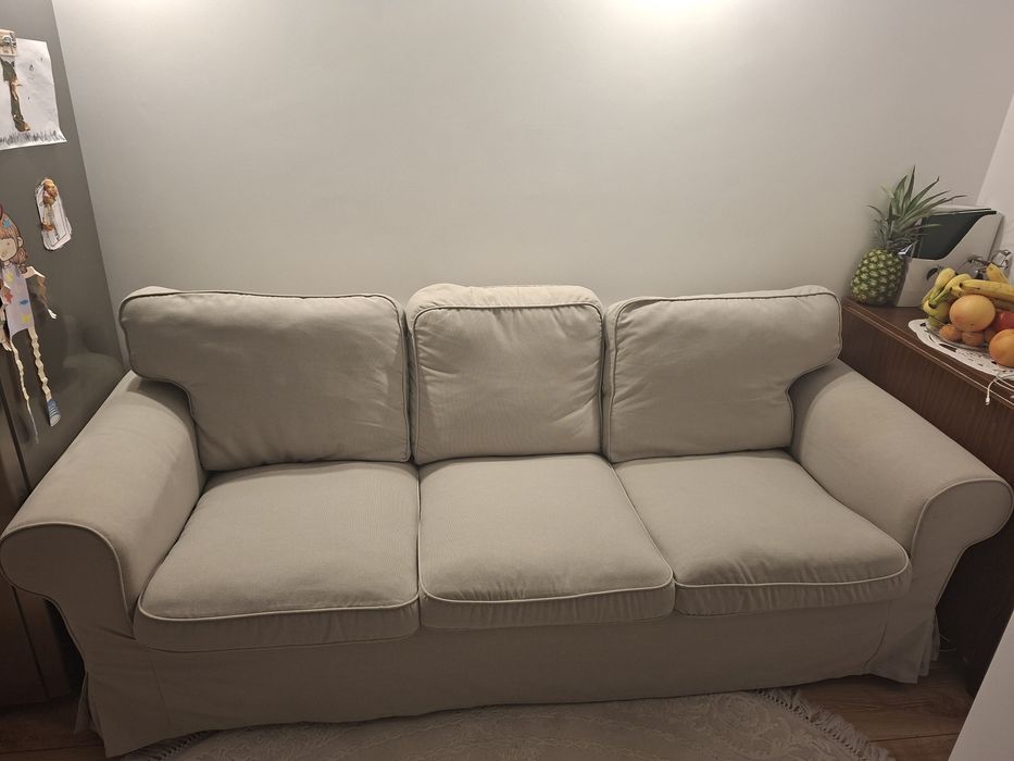 Vând canapea fixa Ikea