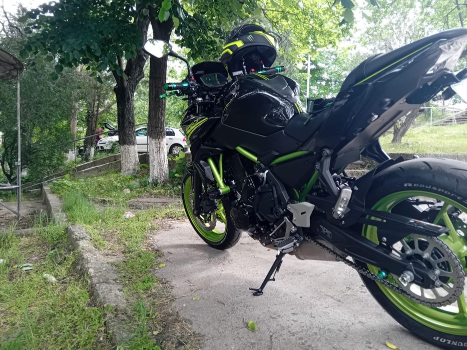 Мотор Кавазаки Z650 за кат А2