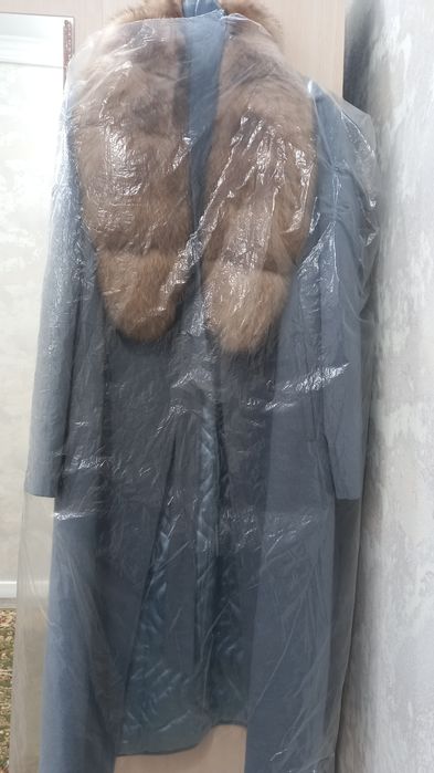 Пальто зимнии новый