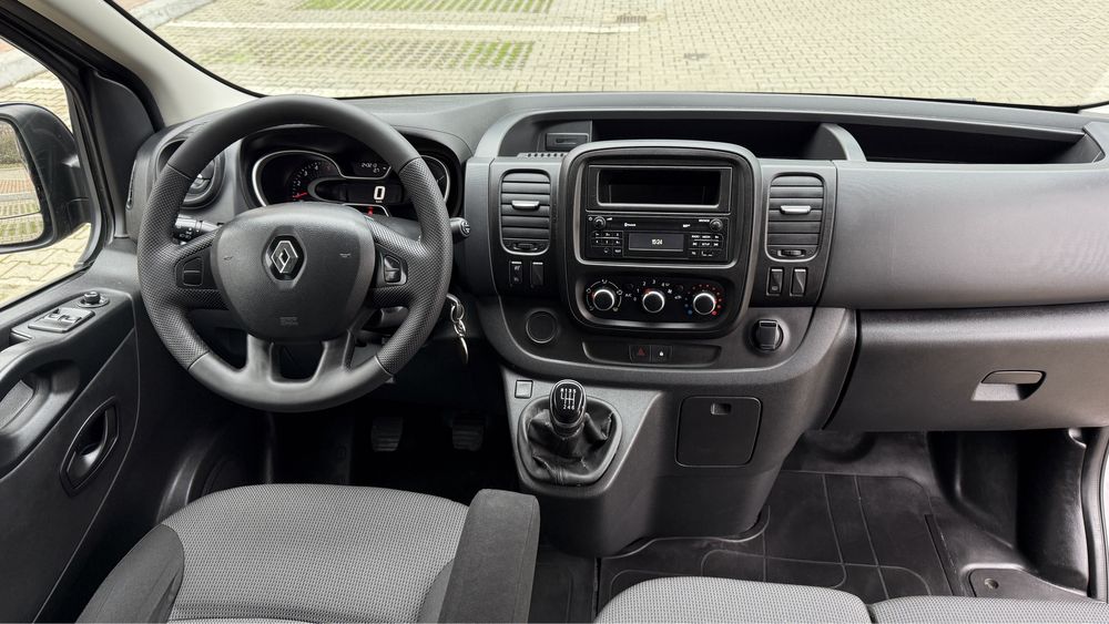 Renault Trafic 8+1 Locuri Extra Lung an 2021 2.0d 140 CP