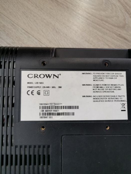 Телевизор crown 16 инча