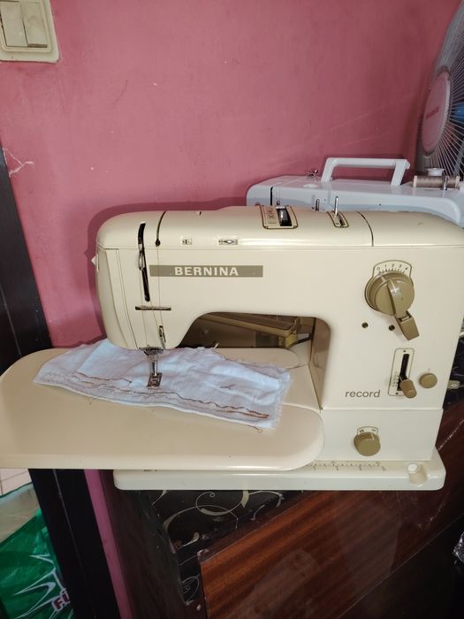 Шевна машина Bernina i Riccar