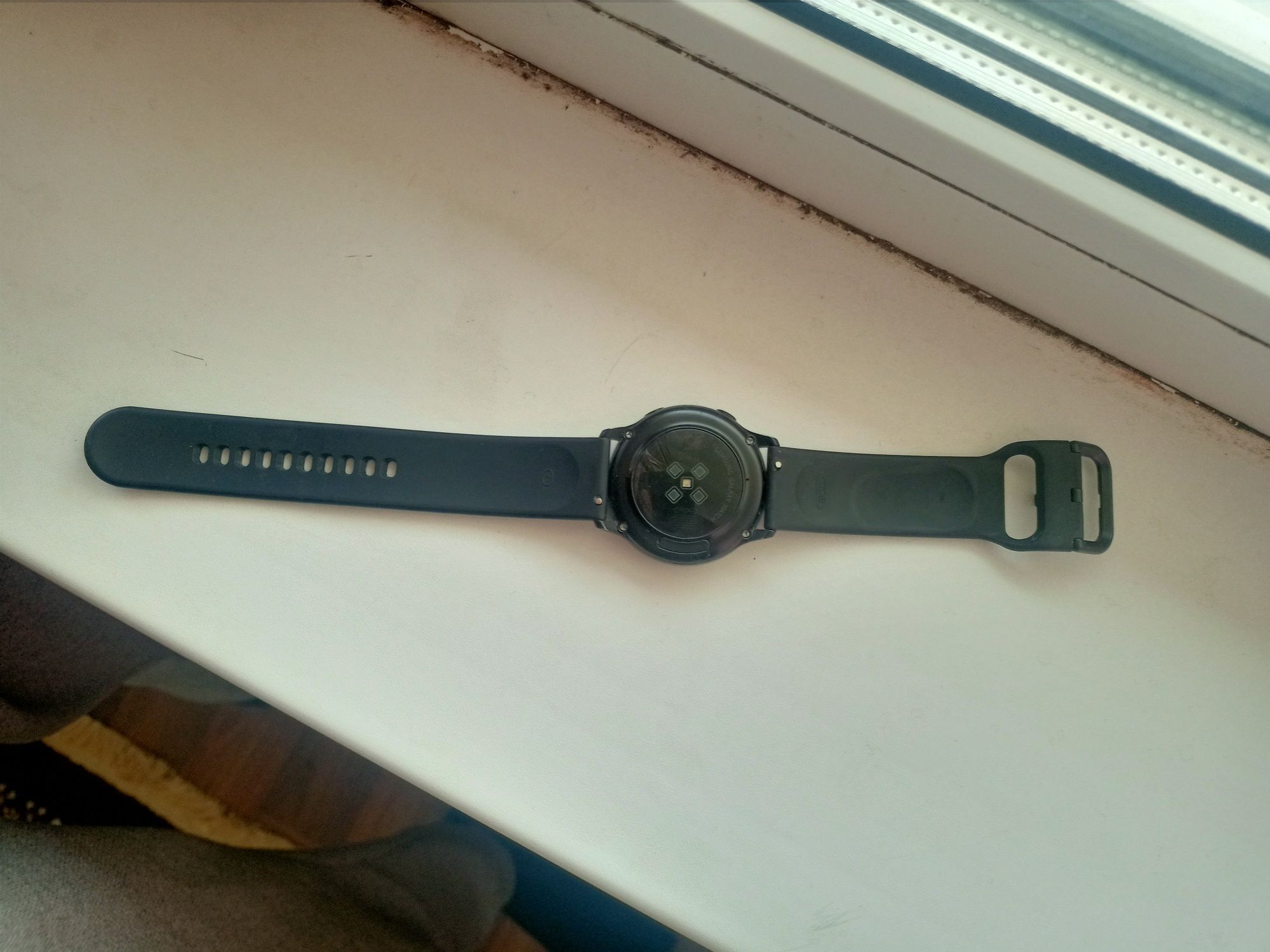 Samsung Watch Active часы