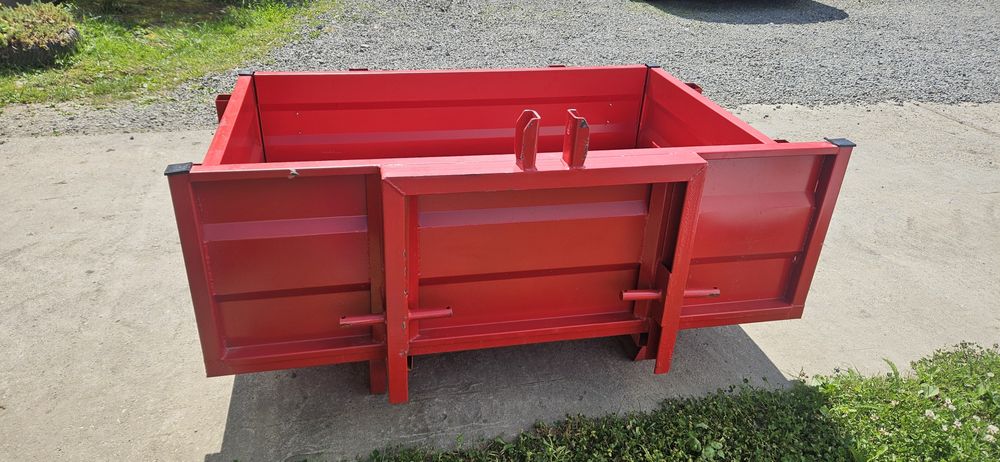 Lada - cupa - în tirantii tractorului