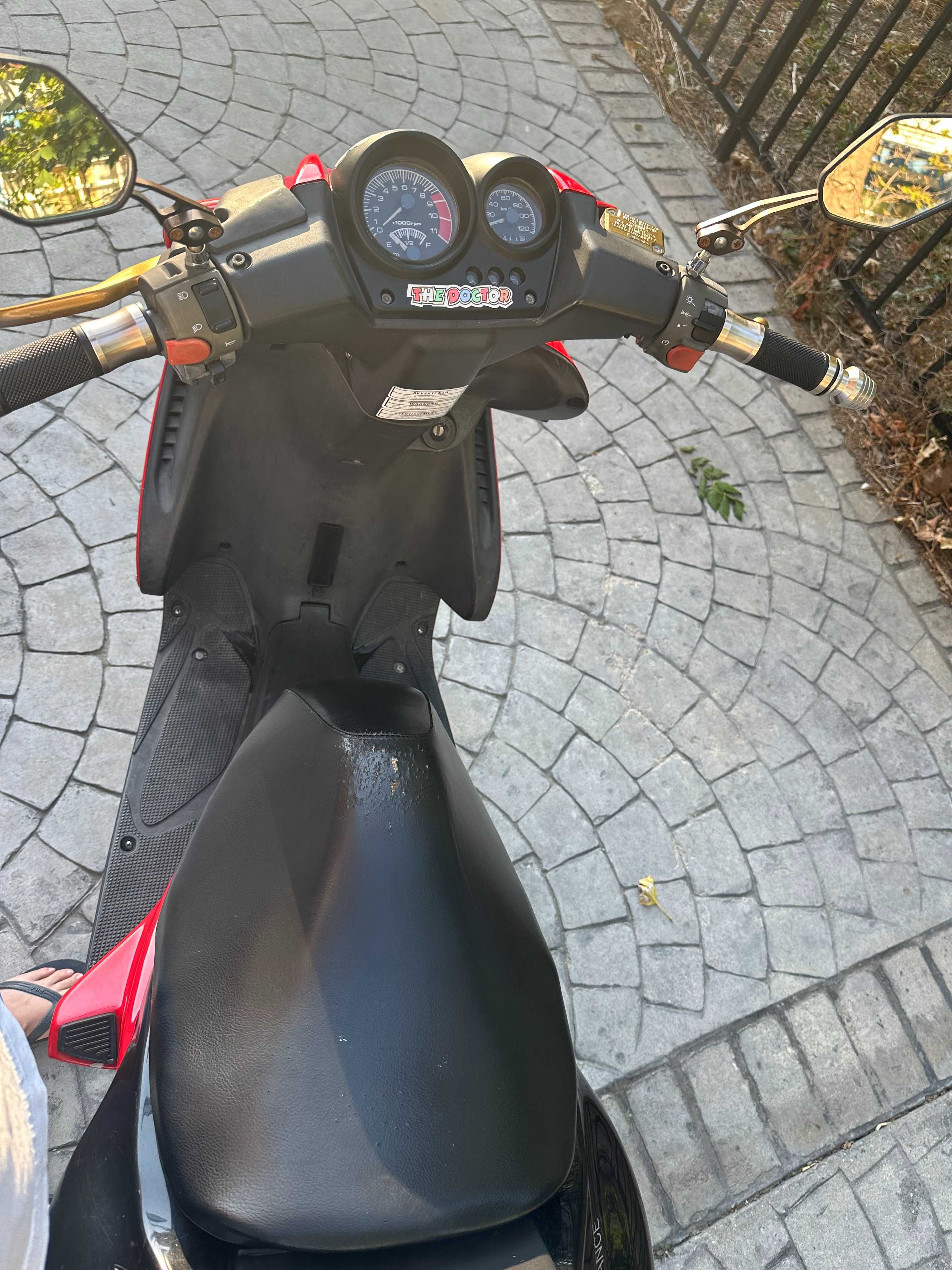 Yamaha Aerox YQ 100