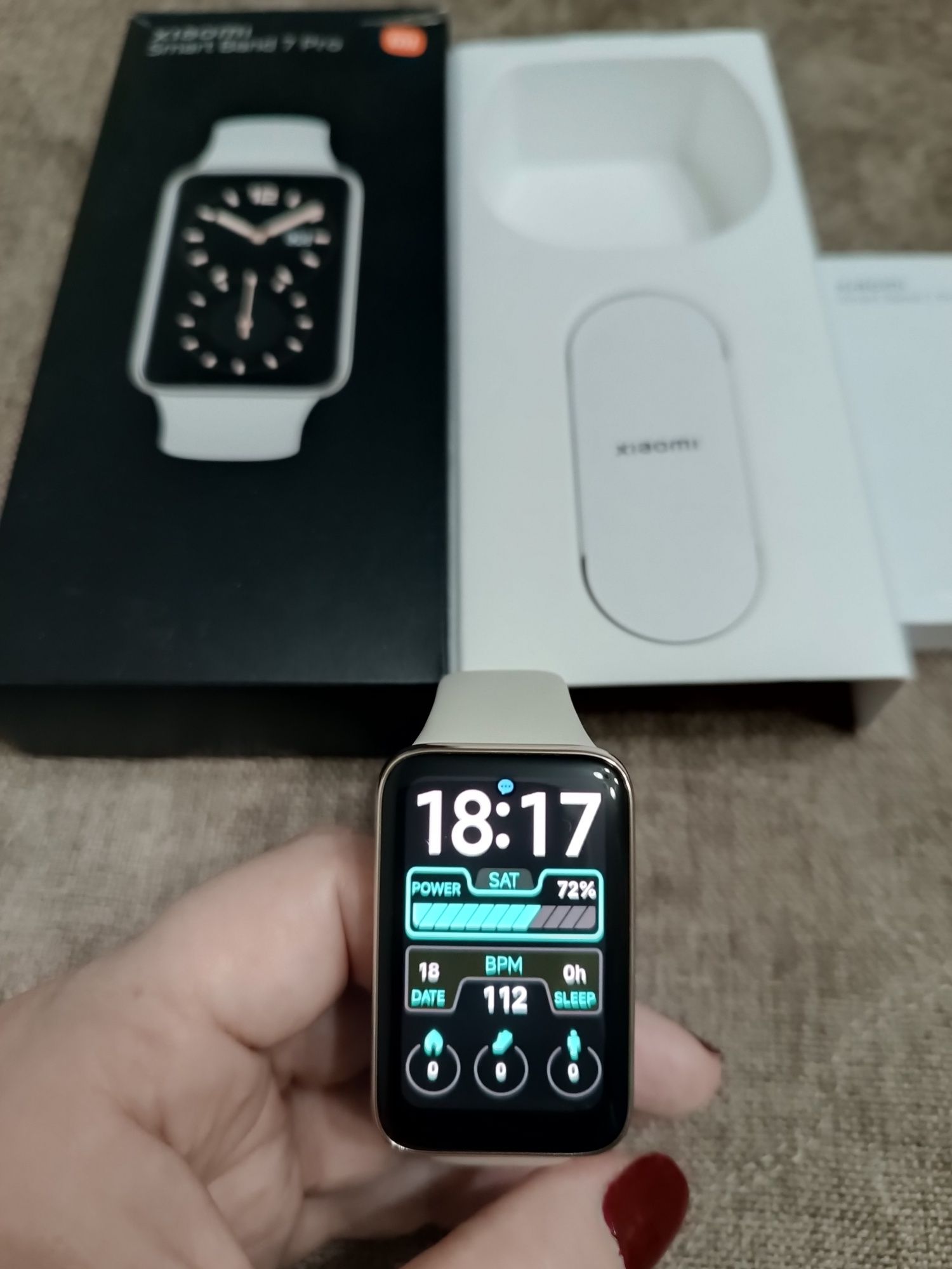 Продам смарт часы  xiaomi Smart Band 7 Pro