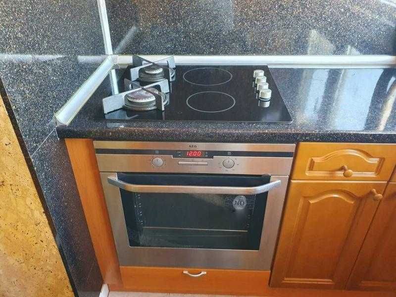 Тристаен апартамент във Възраждане