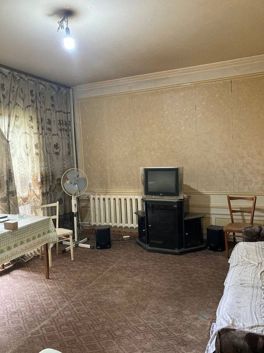 ЮА  3. 4/3/4. Рядом Мегапланет, метро