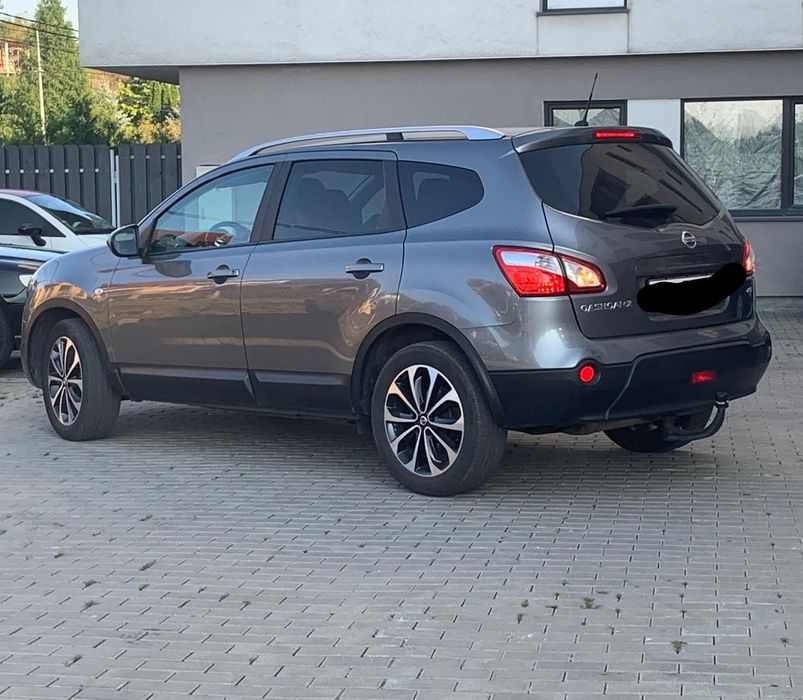 Vand Nissan Qashqai+2 2.0 dci 2011