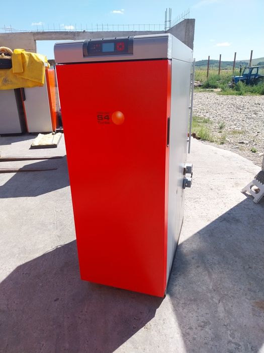 Fröling,Centrala termica gazeificare pe lemn 15-50 kw