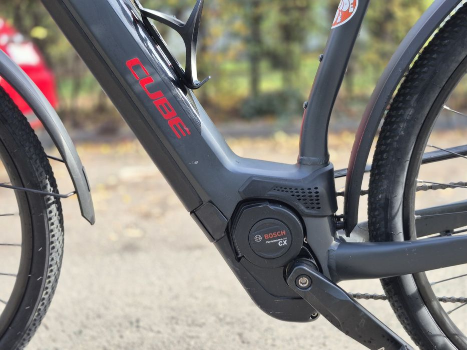 Bicicleta electrica Cube Kathmandu EXC