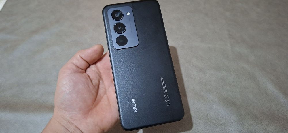 Smartfon Redmi 15, 8/256 GB
IPS-displei, 50 MP, 7000 mAh, 33 Vt