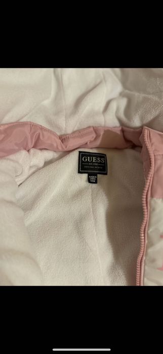 Продавам космонавт гащеризон Guess розов