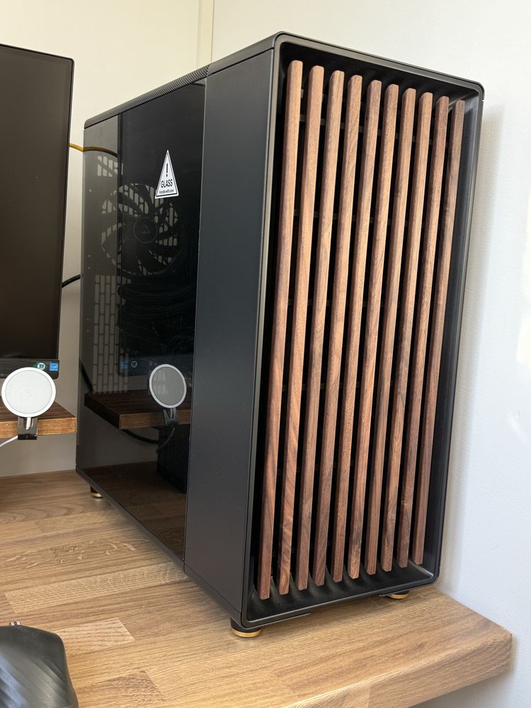 Asus ProArt, AMD Ryzen 9 7950x, RTX 3090 Asus Rog Strix, 64gb DDR5