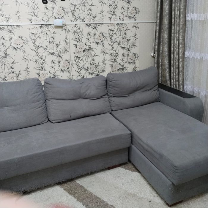 Продам диван срочно