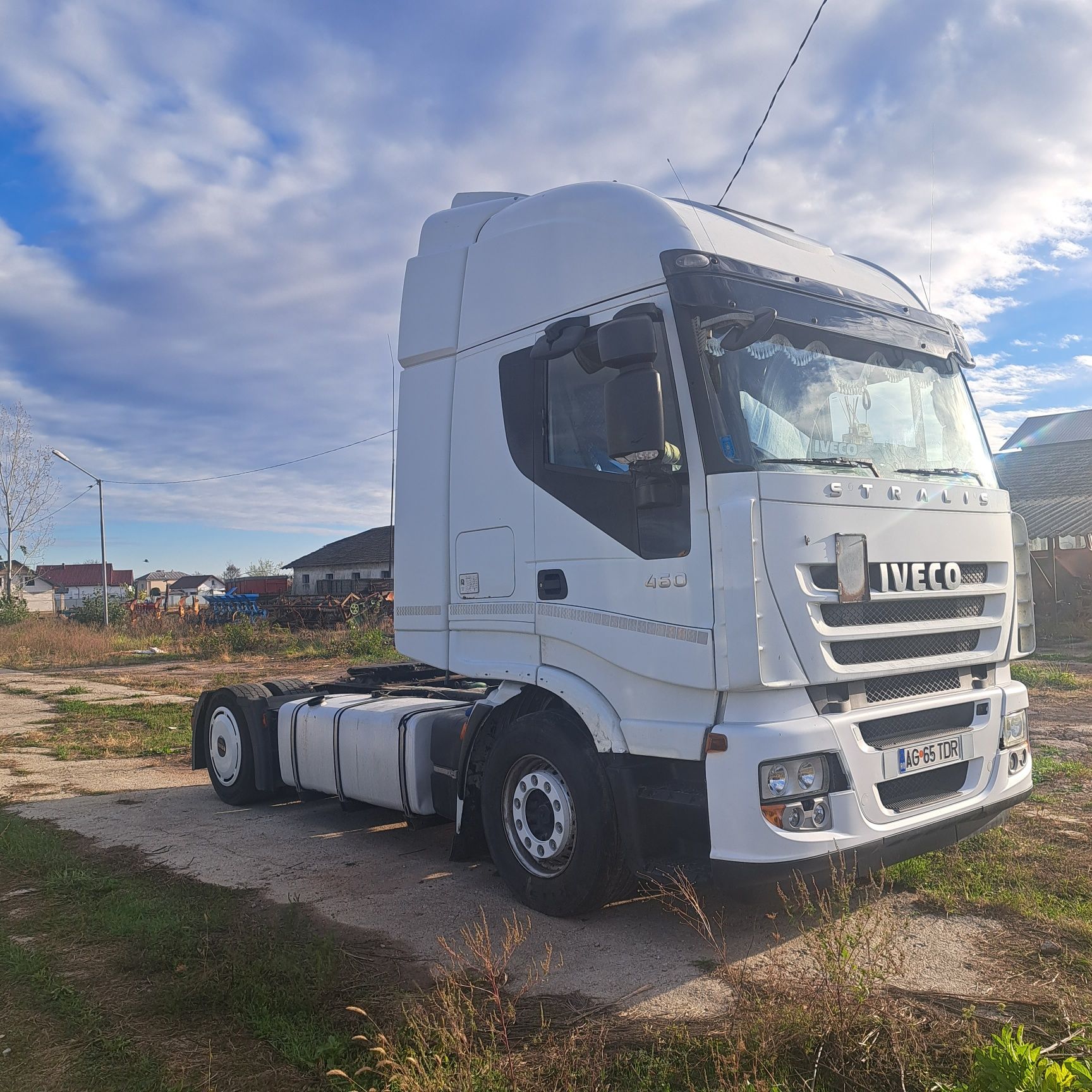 Iveco stralis și semiremorca