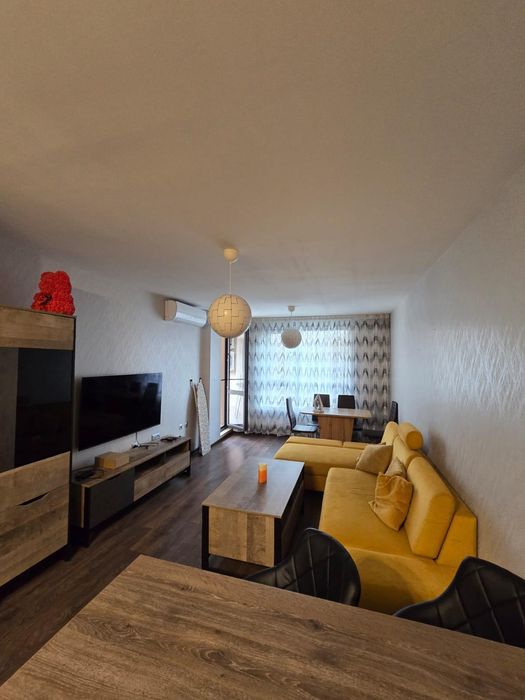 Дава се под наем Двустаен апартамент в Пловдив, Христо Смирненски - 65 кв.м за 400 € - Снимка #2