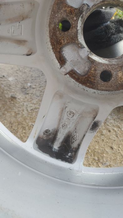 Jante Aliaj DACIA * 4 X 100 R16 * Originale * 600 Ron *