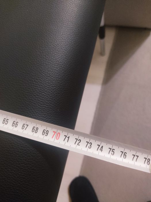 Масажна кушетка с всички аксесоари