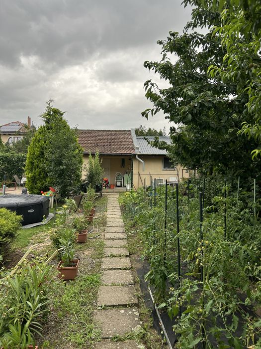 Casa de vanzare pe strada Paris