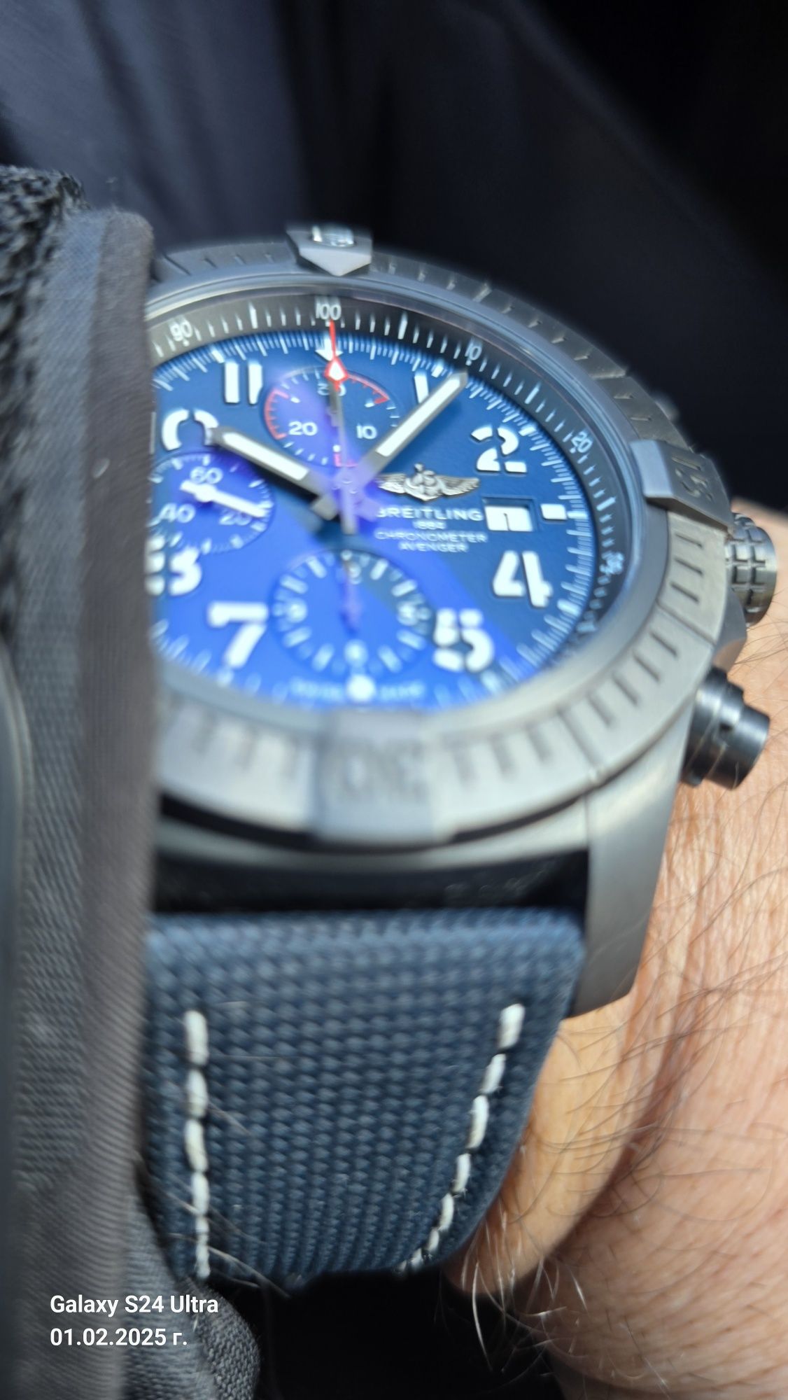 Breitling Super Avenger Chronograph 48mm Night Mission
V13375101C1X1