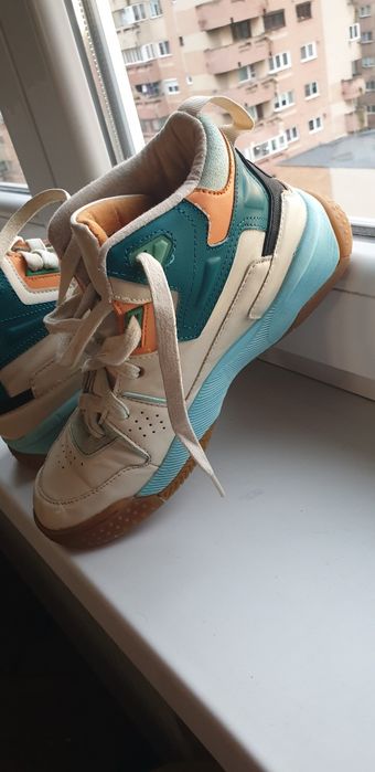 Încãlțãminte sport/casual Zara baieti marimea 38