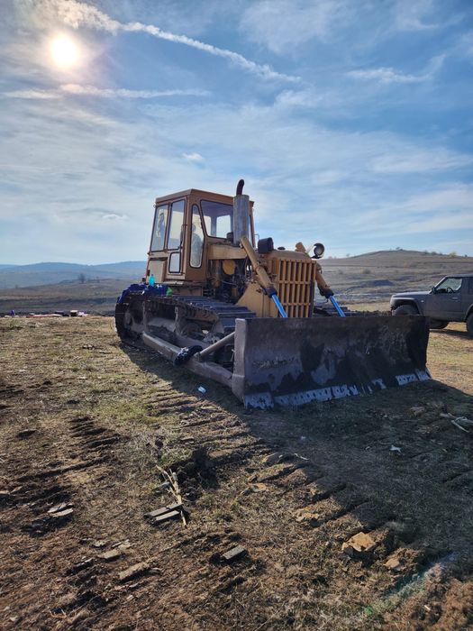 Vand buldozer caterpilar