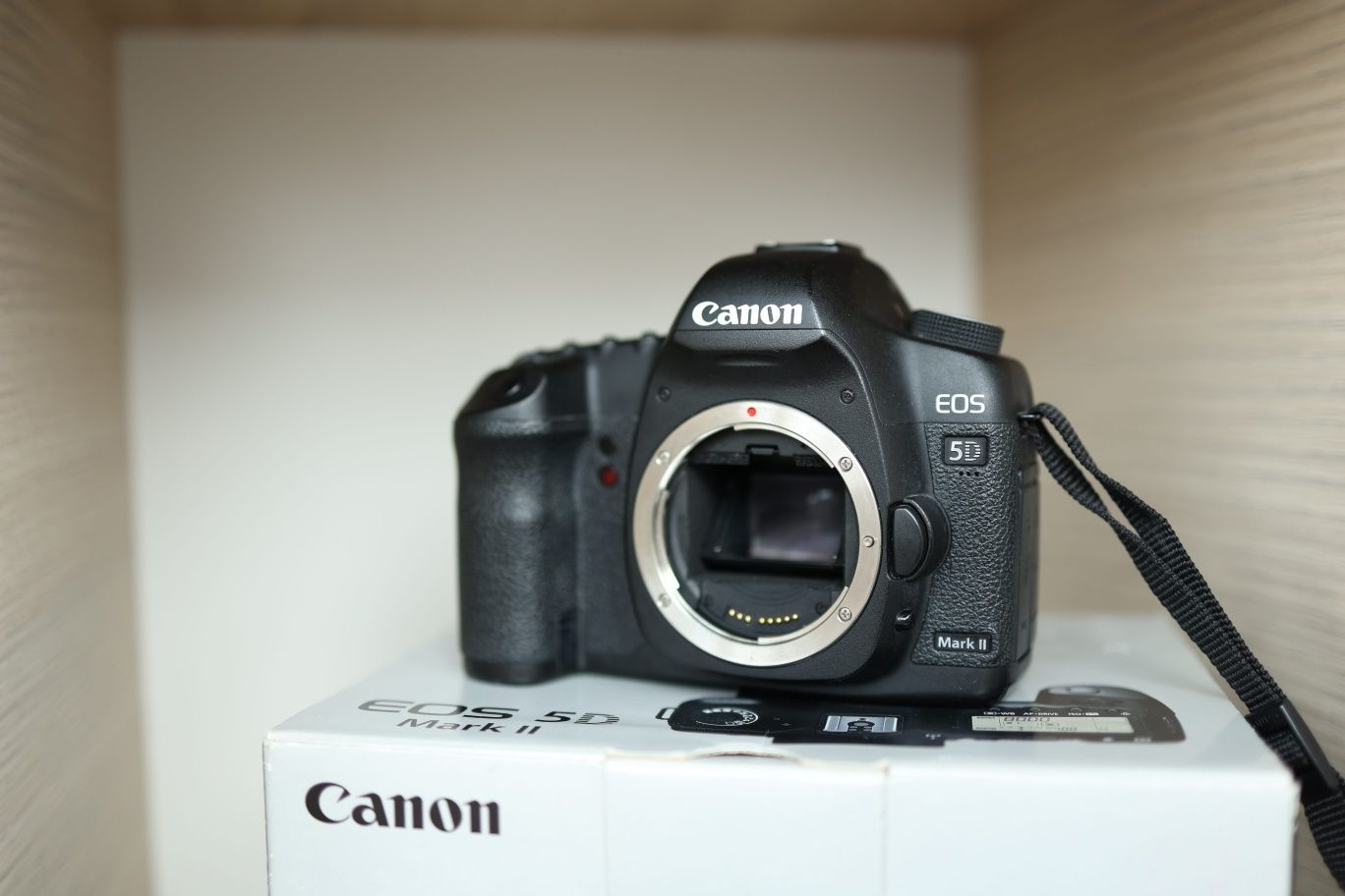 Vand Canon EOS  5D mark ii