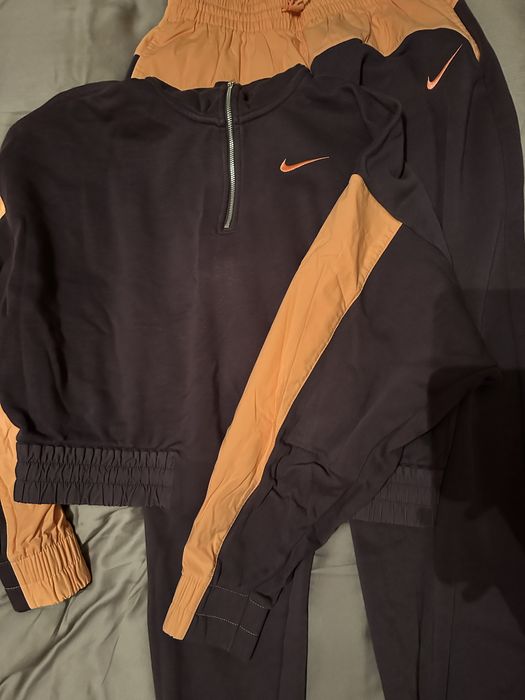 Спортен екип на nike оригинален S / M oversize