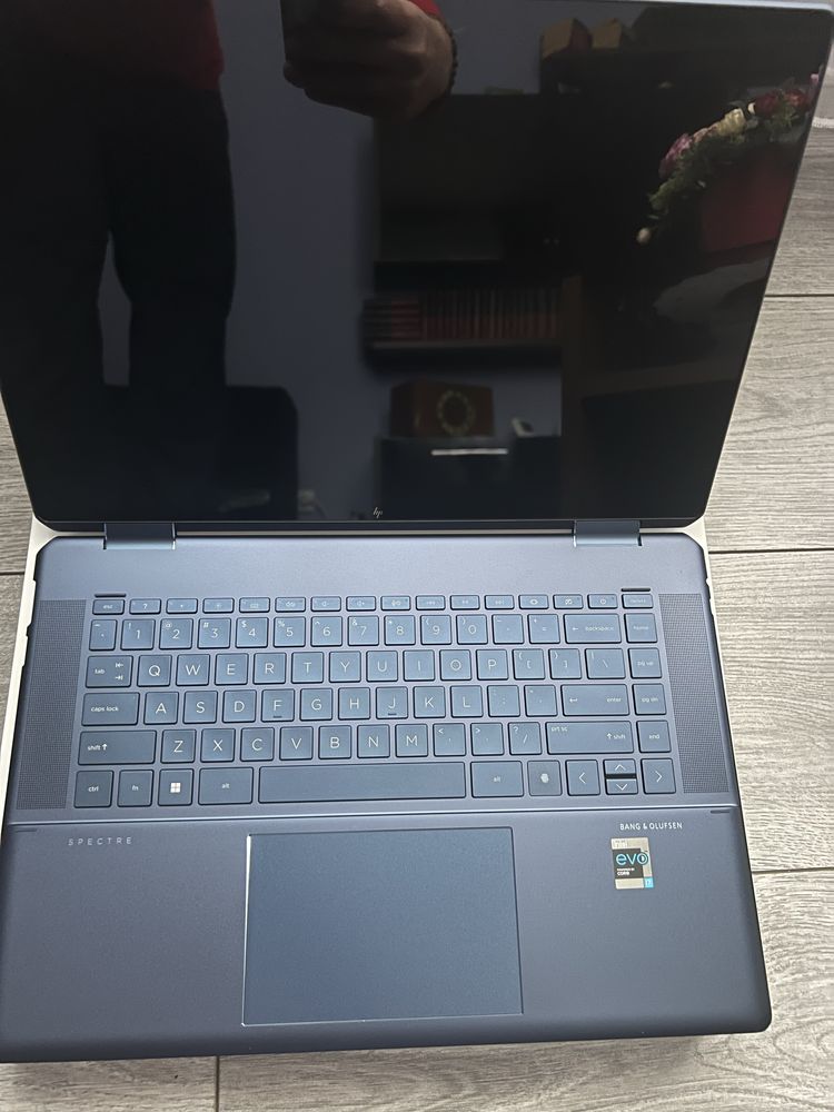 HP Spectre x360 2in1 Laptop 16-f0013dx