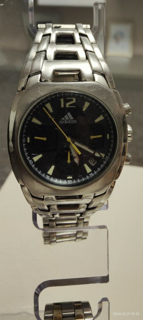 Ceasuri Adidas si Bulova