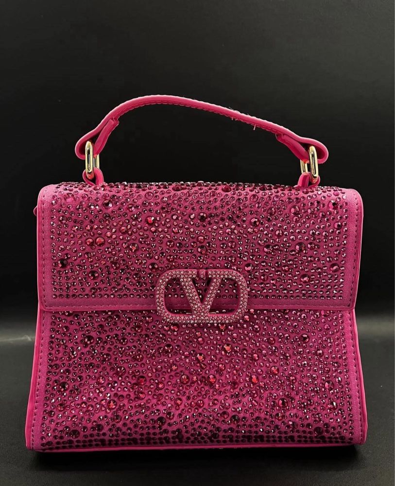 Valentino Garavani в Черно и Розово