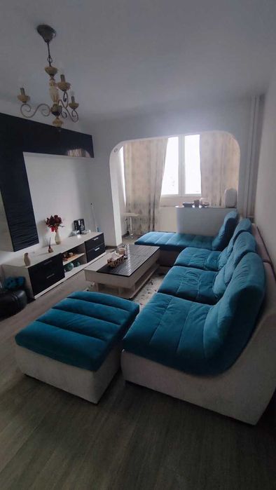 Inchiriez apartament 3 camere mobilat zona 5 Colturi Lebada /etaj 2.