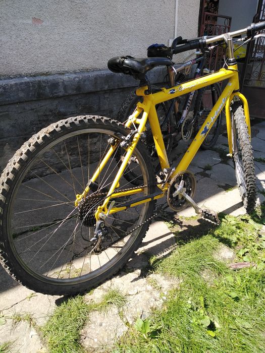 Vand bicicleta de strada