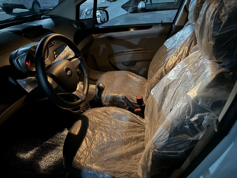 2023-yil 2023 kuzov Masla 2-pozitsiya Spark sotiladi.