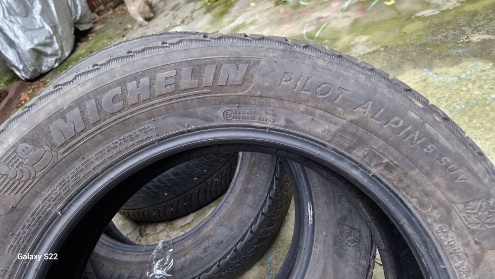 Anvelope iarna Michelin 235 60 r18