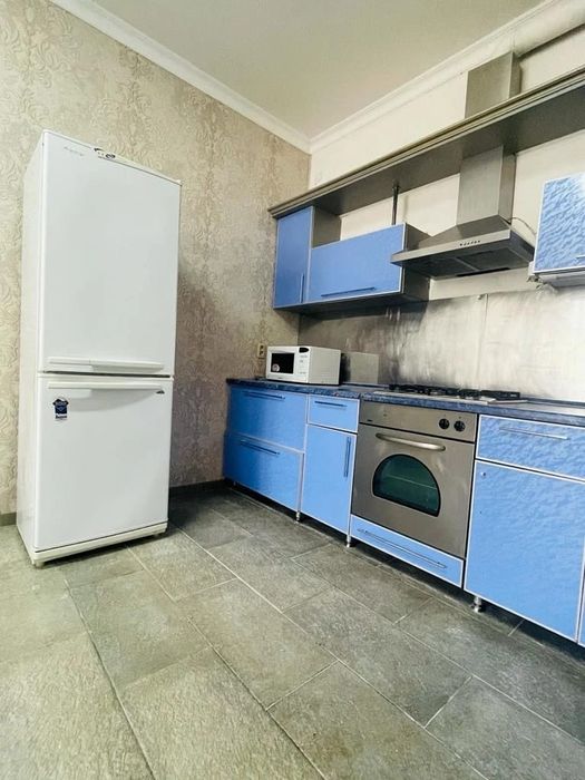 1,+комн квартиру сдам