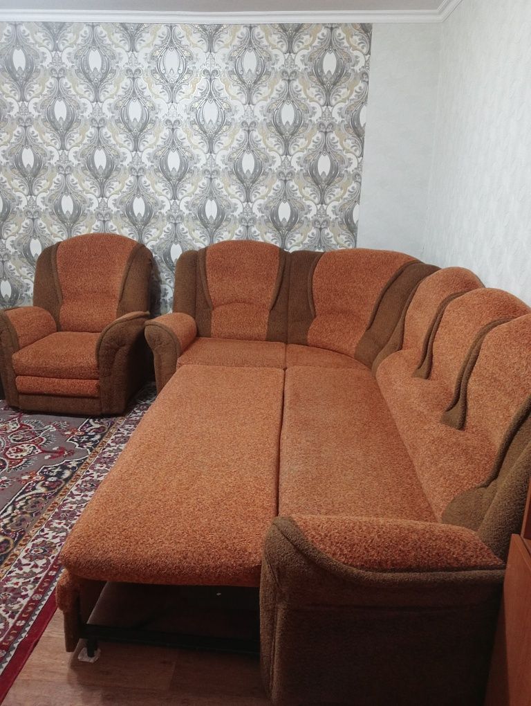 Продам диван в хорошем состоянии