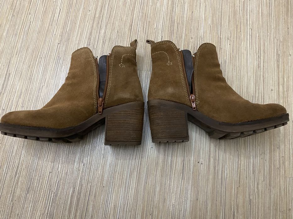 Боти  от велур 38 номер