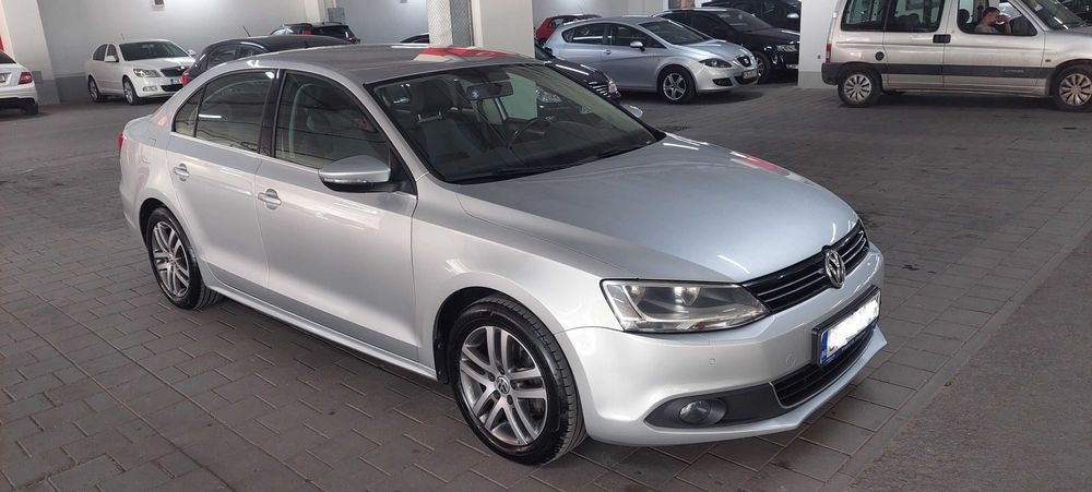 Vw Jetta 6; 2.0 дизел; 140 к.с.
