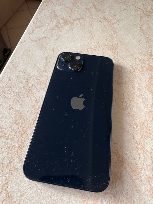 iPhone 13 тъмносин
