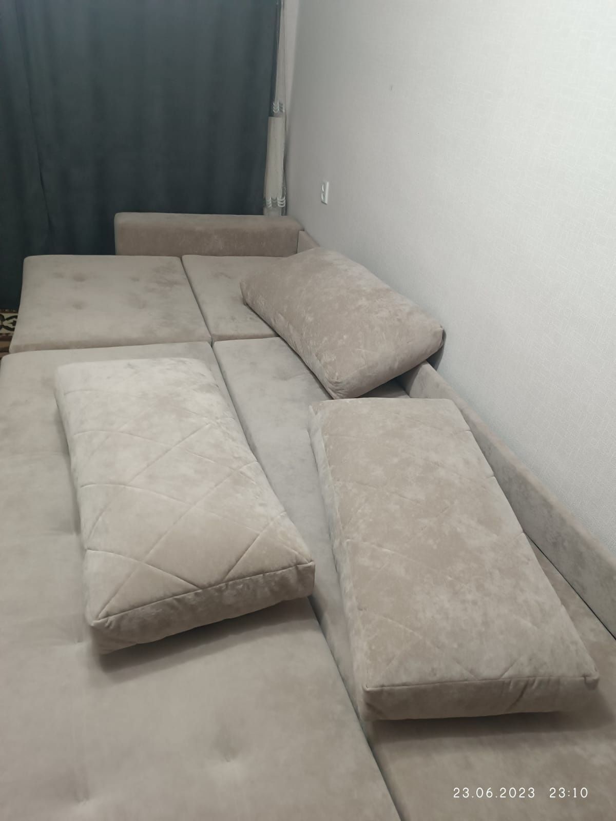 Продам диван в связи с ремонтом