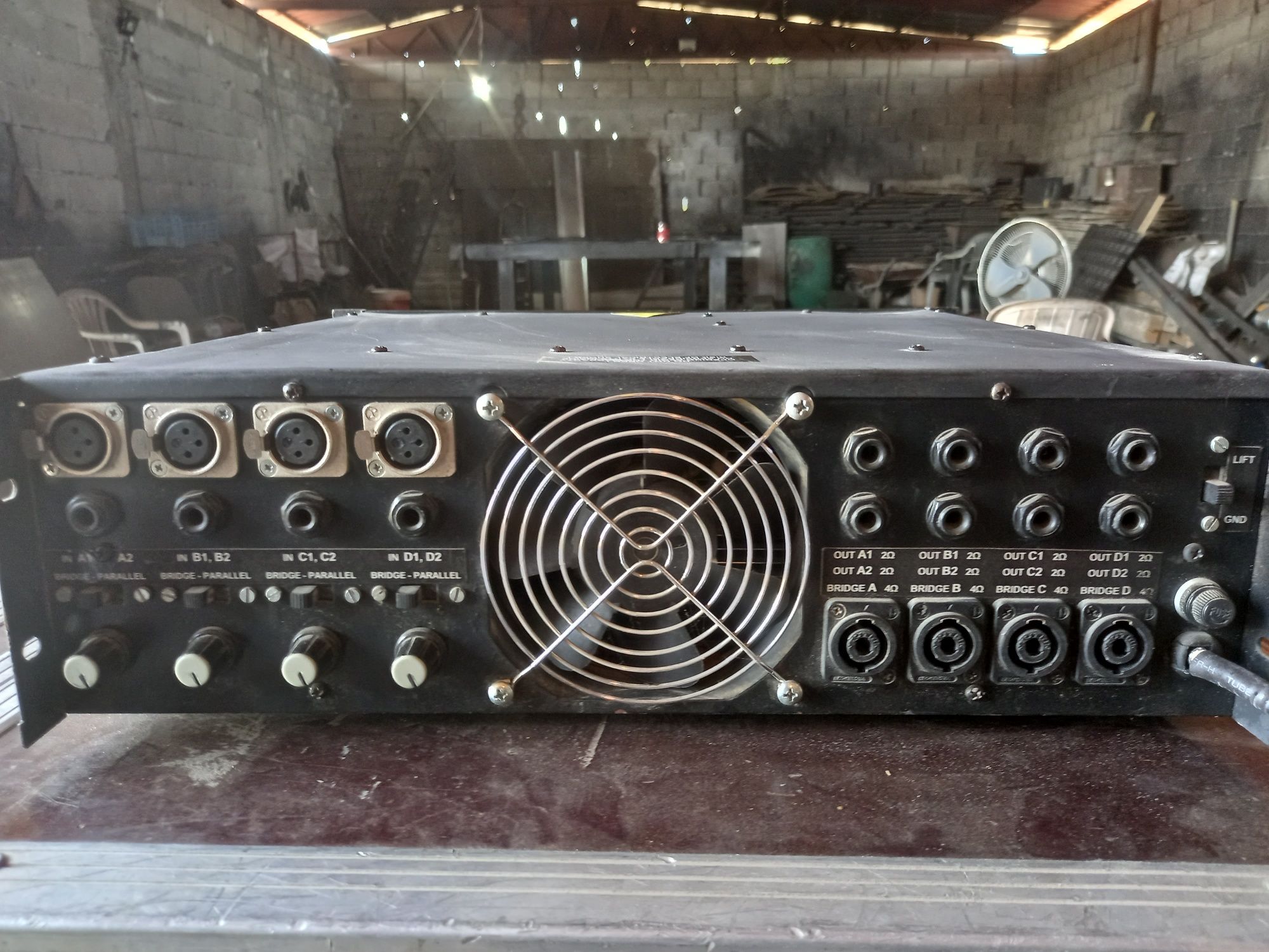 Soundmaster 8000W