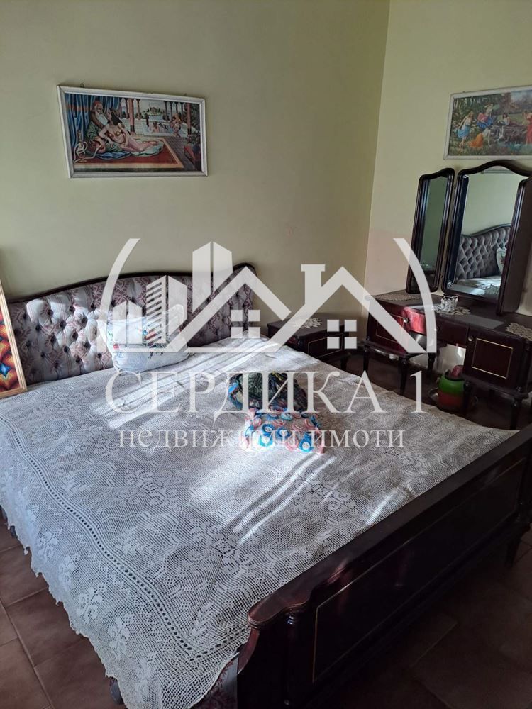 Продава се Тристаен апартамент в Благоевград, Широк център - 90 кв.м за 945 €/кв.м - Снимка #4